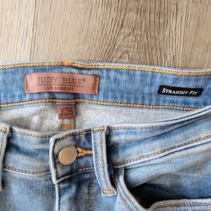 Judy Blue Women's Straight Fit Light Blue Jeans - Size 3/26